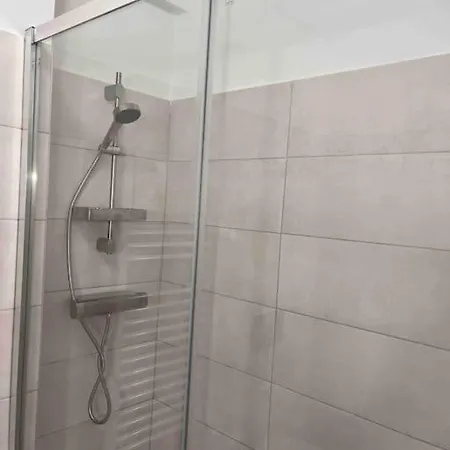 Casa Del Cervino 2 Bed 2 Bath - Next To Lifts With Views Апартаменти Брей-Червінія