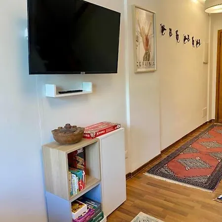 Casa Del Cervino 2 Bed 2 Bath - Next To Lifts With Views *