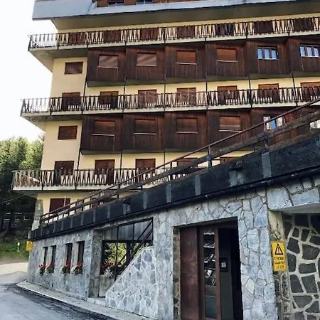Casa Del Cervino 2 Bed 2 Bath - Next To Lifts With Views