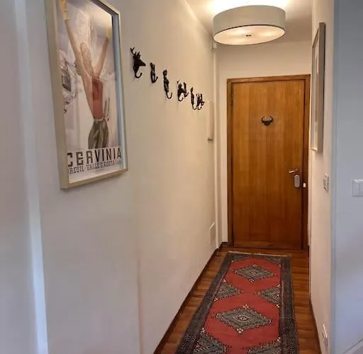 Casa Del Cervino 2 Bed 2 Bath - Next To Lifts With Views Апартаменти